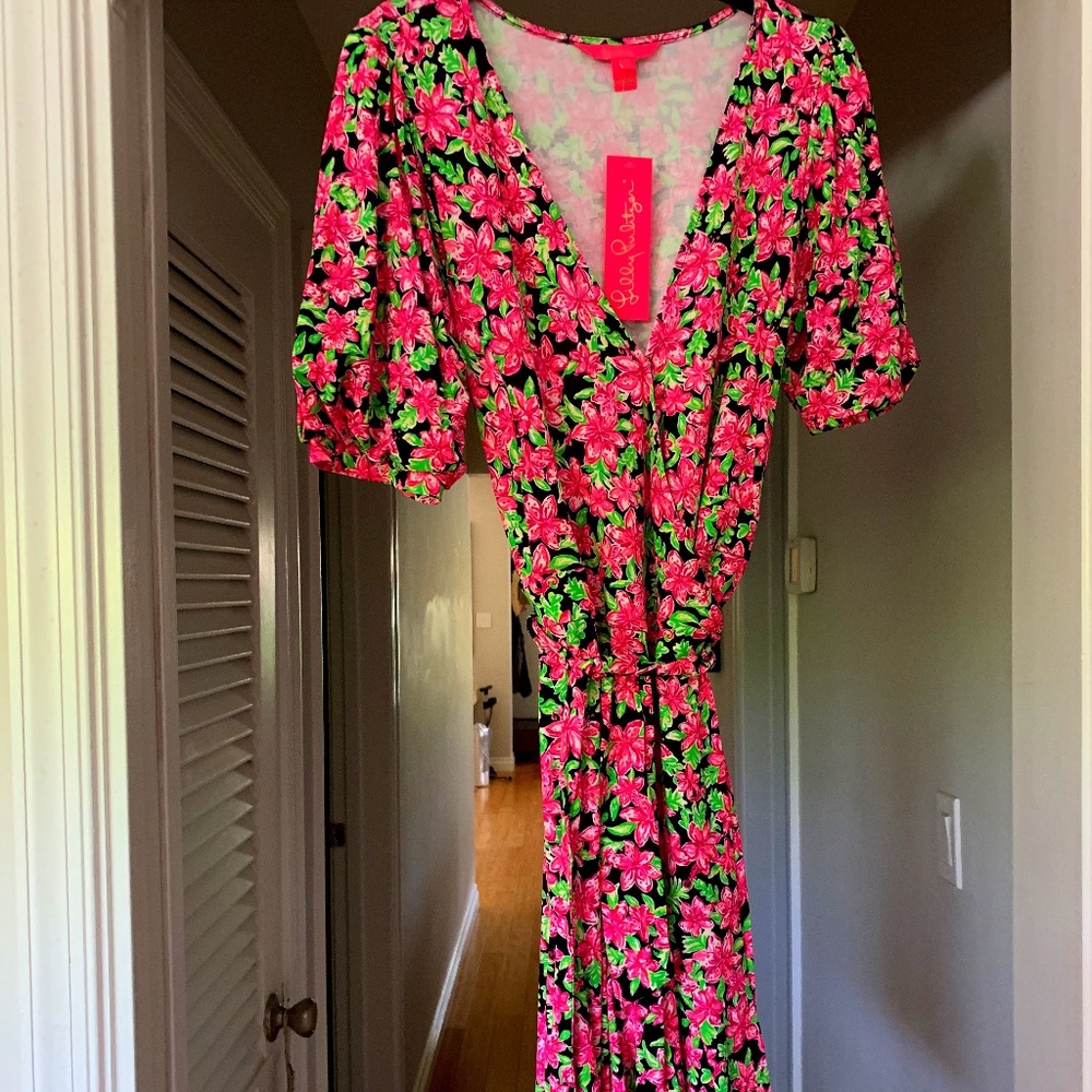 Lilly Pulitzer Wrap dress Size Medium